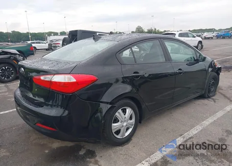 2015 Kia Forte Lx z USA, uszkodzony, nr VIN KNAFK4A61F5321374